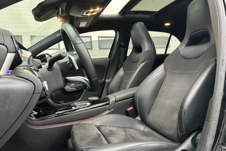 Mercedes-Benz A klasse 250e AMG