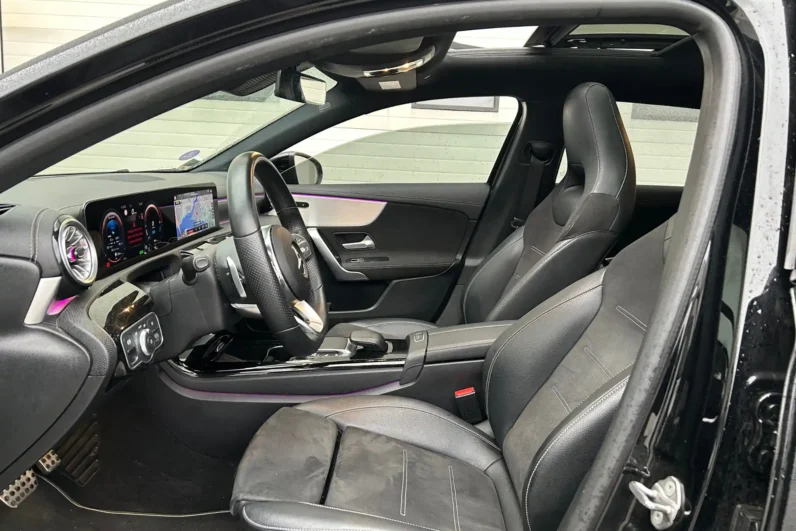 Mercedes-Benz A klasse 250e AMG
