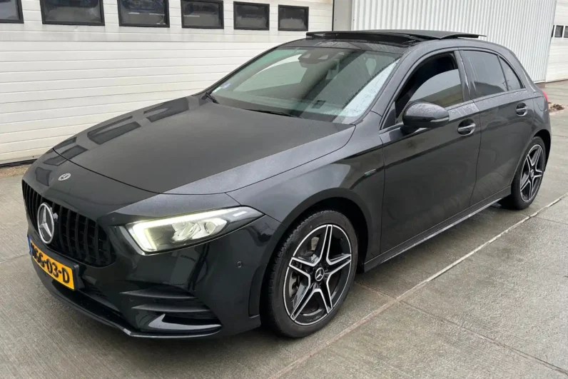 Mercedes-Benz A klasse 250e AMG