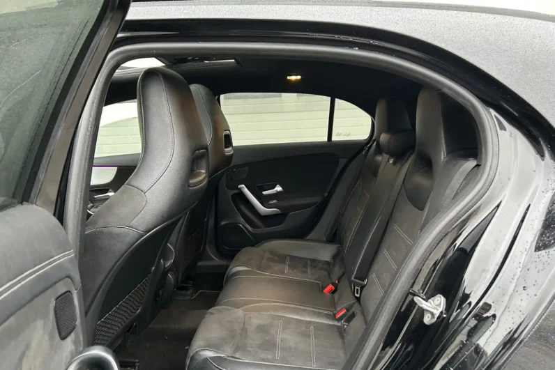 Mercedes-Benz A klasse 250e AMG