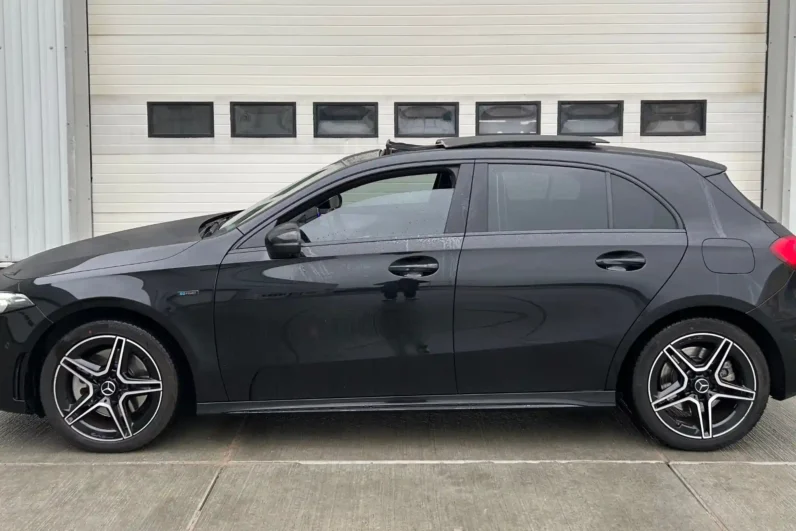 Mercedes-Benz A klasse 250e AMG