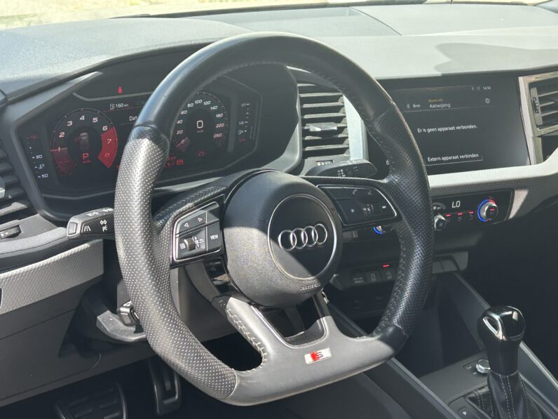 Audi A1 Sportback 30 TFSI 116pk Automaat Sline