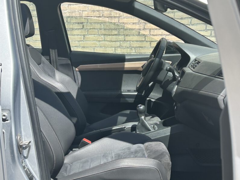 Seat Ibiza 1.0 TSI 95pk 2018 Grijs EXCELLENCE PANO KEYLESS