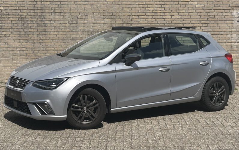Seat Ibiza 1.0 TSI 95pk 2018 Grijs EXCELLENCE PANO KEYLESS