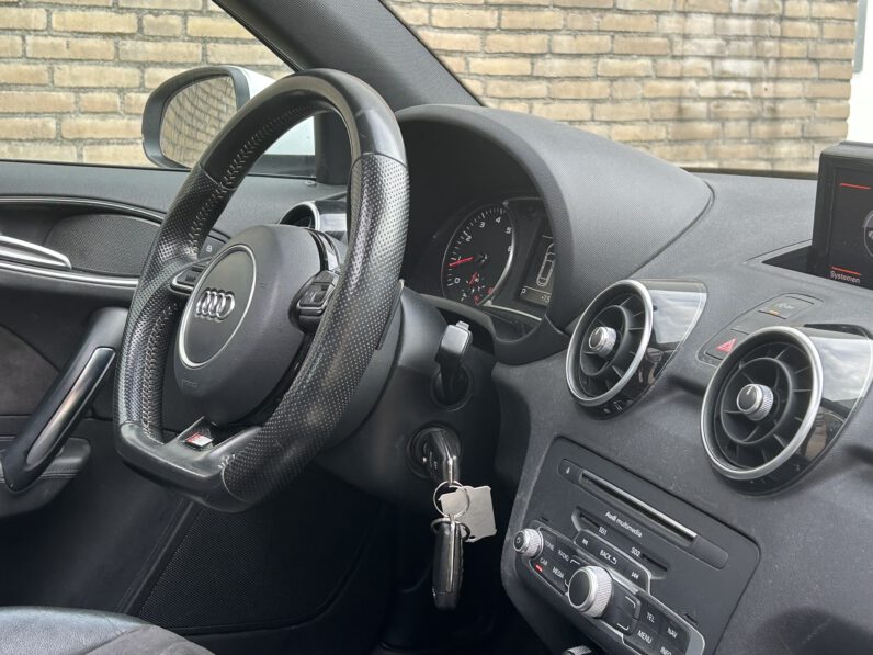 Audi A1 1.4 tfsi S-LINE AUTOMAAT PANO
