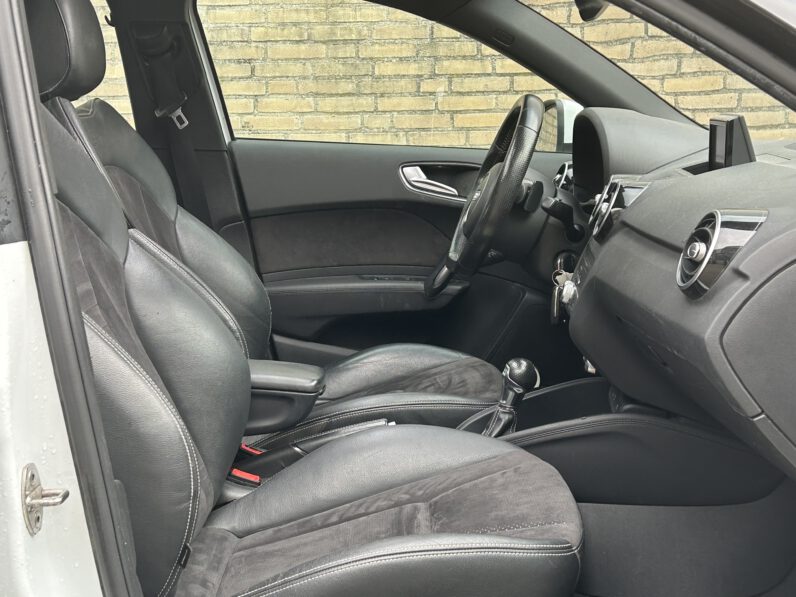 Audi A1 1.4 tfsi S-LINE AUTOMAAT PANO