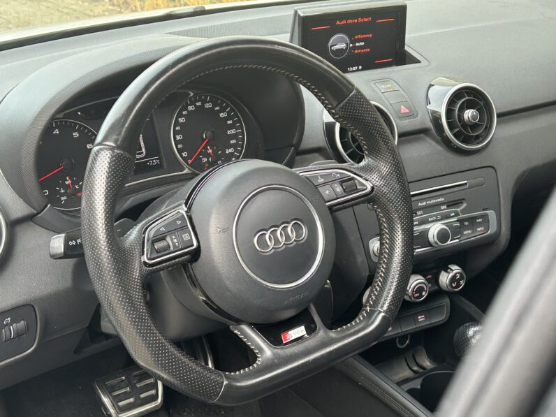 Audi A1 1.4 tfsi S-LINE AUTOMAAT PANO