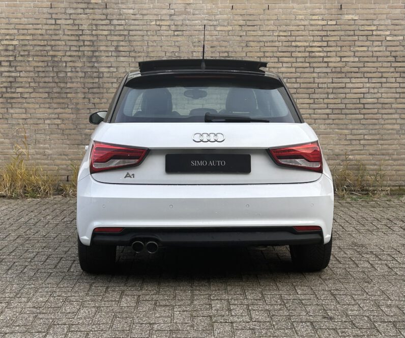 Audi A1 1.4 tfsi S-LINE AUTOMAAT PANO